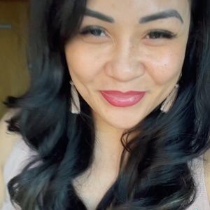 Meet your Posher, Marissa